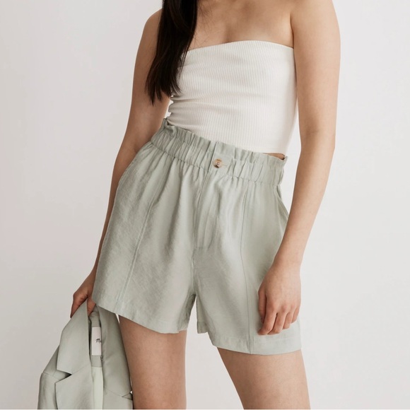 Madewell Seamed Pull-on Paperbag Shorts In Softdrape Sage Mint - Large NJ547 - Picture 5 of 7